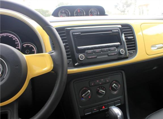 甲壳虫 2014款 1.4TSI 舒适型 中控类   中控台