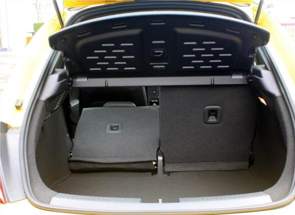 甲壳虫 2014款 1.4TSI 舒适型 车厢座椅   后备厢
