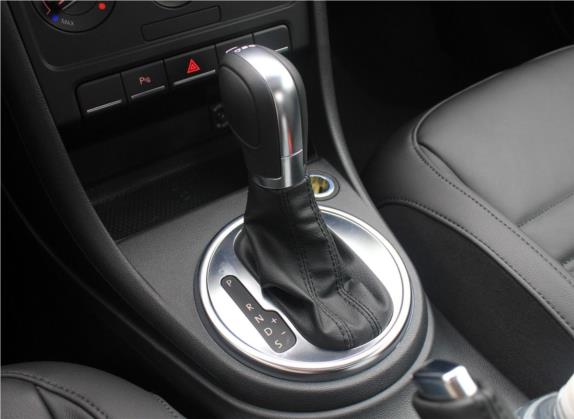 甲壳虫 2014款 1.4TSI 舒适型 中控类   挡把
