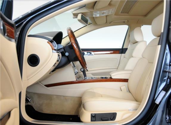 辉腾 2011款 3.6L V6 5座加长商务版 车厢座椅   前排空间