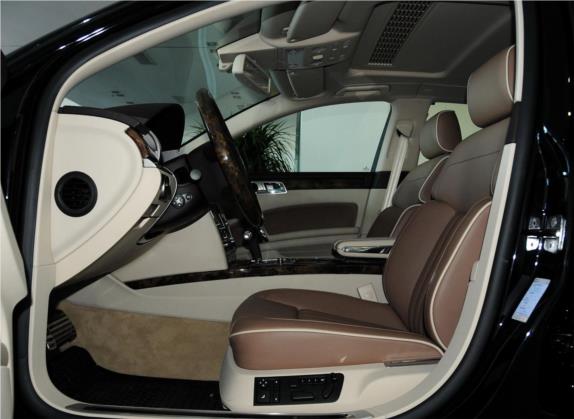 辉腾 2011款 3.6L V6 4座加长Individual版 车厢座椅   前排空间
