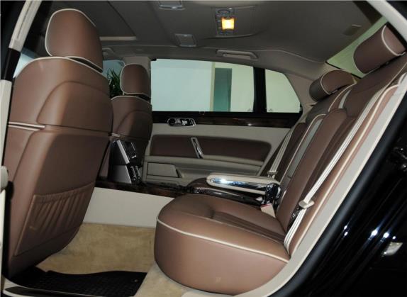 辉腾 2011款 3.6L V6 4座加长Individual版 车厢座椅   后排空间