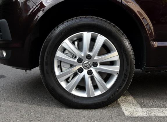 凯路威 2016款 2.0TSI 四驱舒适版 9座 其他细节类   前轮
