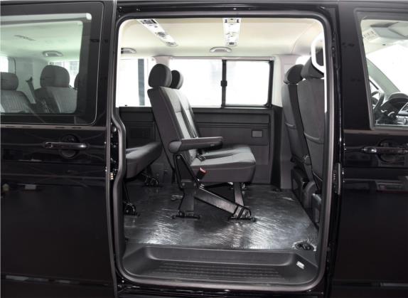 凯路威 2017款 2.0TSI 两驱舒适版 9座 车厢座椅   后排空间