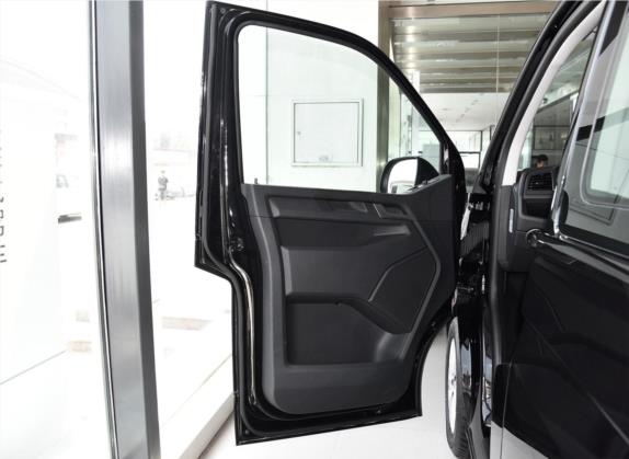 凯路威 2017款 2.0TSI 两驱舒适版 9座 车厢座椅   前门板