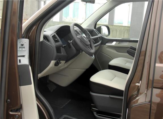 凯路威 2017款 2.0TSI 四驱舒适版 8座 车厢座椅   前排空间