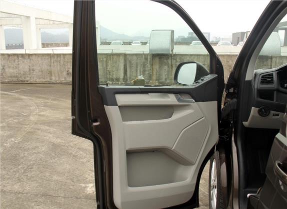 凯路威 2017款 2.0TSI 四驱舒适版 8座 车厢座椅   前门板