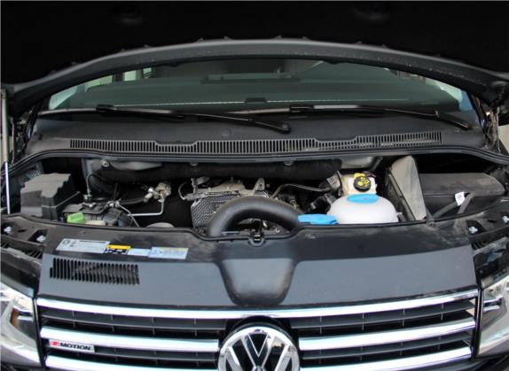 凯路威 2018款 2.0TSI 四驱舒适版 8座 其他细节类   发动机舱