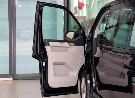 凯路威 2018款 2.0TSI 四驱舒适版 8座 车厢座椅   前门板