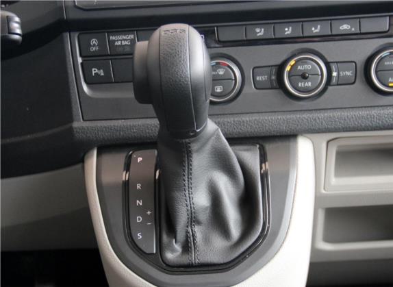 凯路威 2018款 2.0TSI 四驱舒适版 8座 中控类   挡把