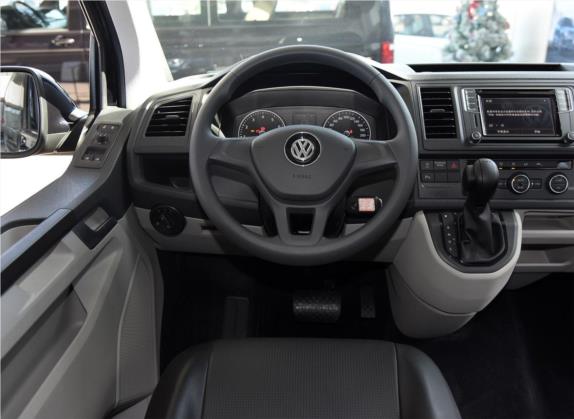 凯路威 2018款 2.0TSI 四驱舒适版 9座 中控类   驾驶位