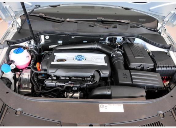 Passat 2011款 2.0T旅行版 豪华型 其他细节类   发动机舱