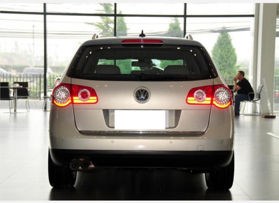Passat 2011款 2.0T旅行版 豪华型 外观   正后