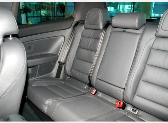 高尔夫(进口) 2006款 GTI 2.0T 三门版 车厢座椅   后排空间