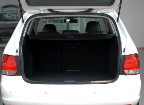 高尔夫(进口) 2011款 1.4TSI 豪华旅行版 车厢座椅   后备厢