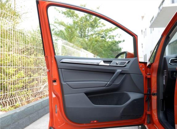 高尔夫(进口) 2015款 1.4TSI Sportsvan 车厢座椅   前门板