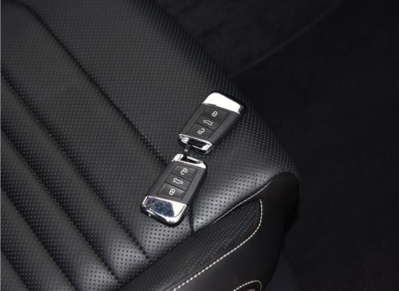 蔚揽 2021款 2.0T 纵行版 其他细节类   钥匙