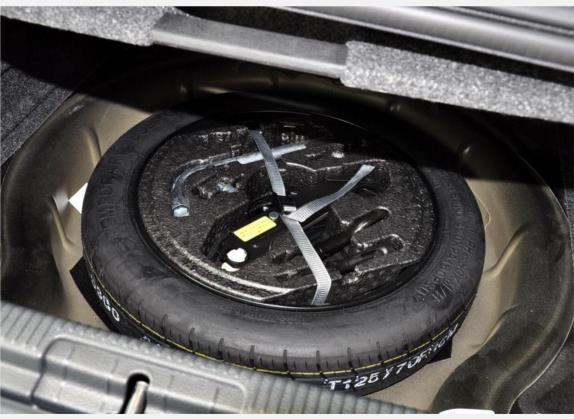 大众Eos 2008款 2.0TSI 6MT 其他细节类   备胎