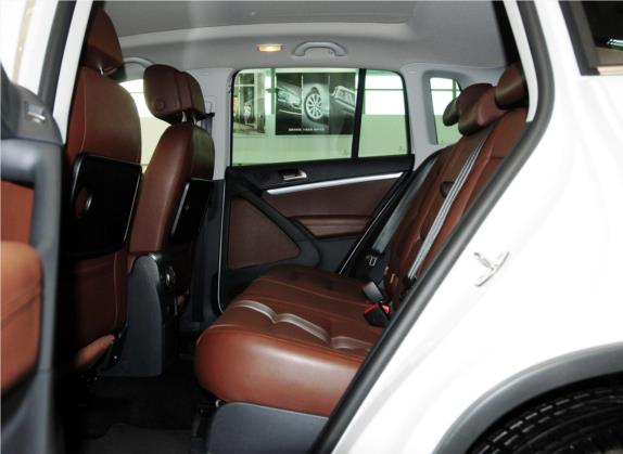Tiguan 2012款 2.0TSI 豪华版 车厢座椅   后排空间