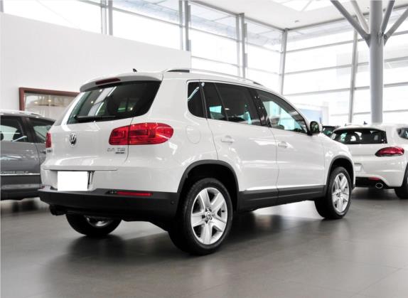 Tiguan 2012款 2.0TSI 豪华版 外观   斜后