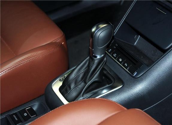 Tiguan 2012款 2.0TSI 豪华版 中控类   挡把