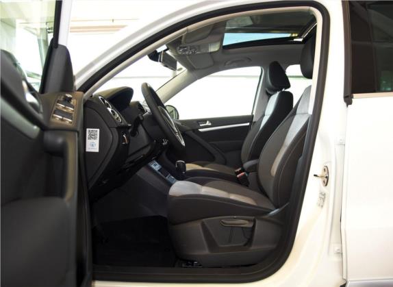 Tiguan 2016款 2.0TSI 四驱标准型 车厢座椅   前排空间