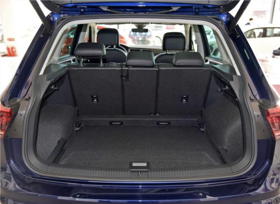 Tiguan 2017款 330TSI 四驱创睿型 车厢座椅   后备厢