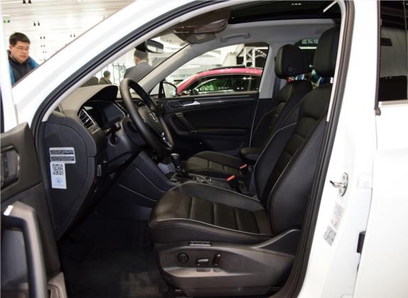 Tiguan 2017款 330TSI 四驱高配型 车厢座椅   前排空间