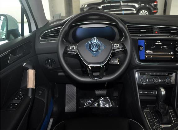 Tiguan 2018款 330TSI 四驱创睿型 中控类   驾驶位