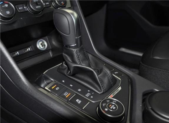Tiguan 2018款 330TSI 四驱创睿型 中控类   挡把