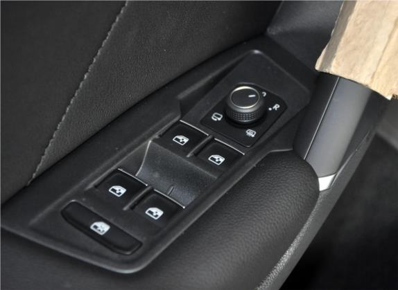 Tiguan 2018款 330TSI 四驱创睿型 车厢座椅   门窗控制