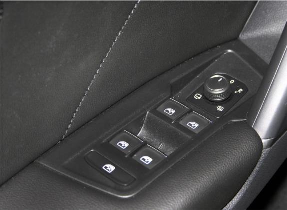Tiguan 2018款 330TSI 四驱高配型 车厢座椅   门窗控制