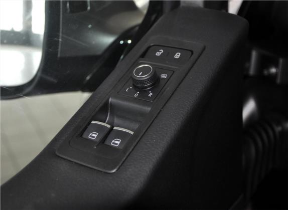 迈特威 2017款 2.0TSI 两驱豪华版 7座 车厢座椅   门窗控制