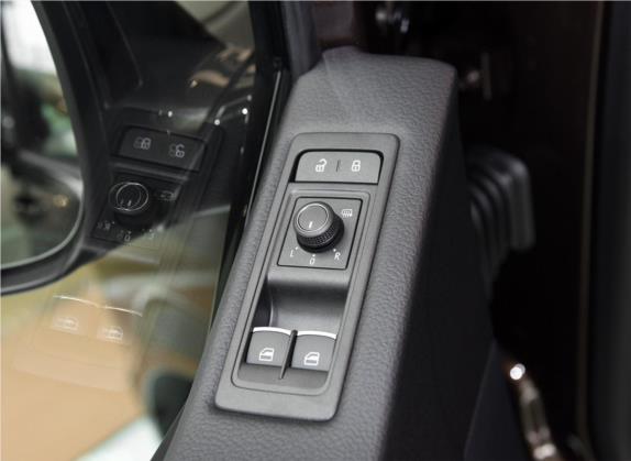 迈特威 2018款 2.0TSI 四驱探索版 7座 车厢座椅   门窗控制