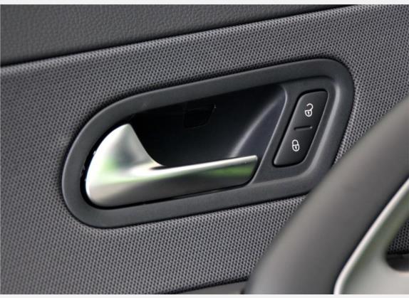 尚酷 2009款 1.4TSI 风尚版 车厢座椅   门窗控制