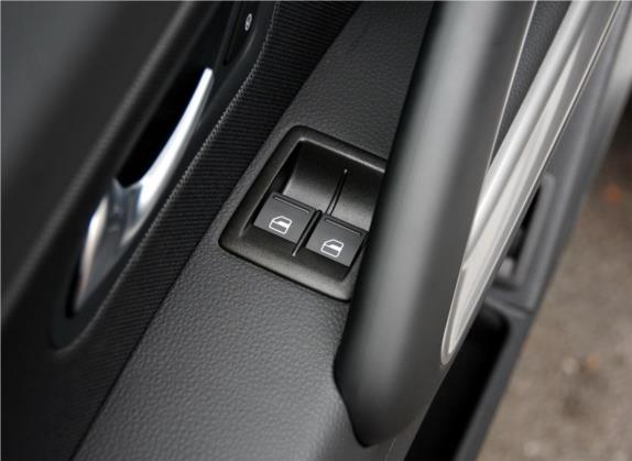 尚酷 2011款 1.4TSI 舒适版 车厢座椅   门窗控制