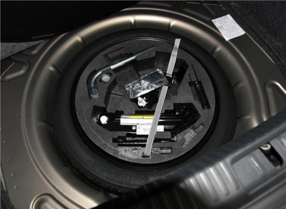 尚酷 2015款  R 2.0TSI 其他细节类   备胎