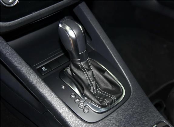 尚酷 2015款  R 2.0TSI 中控类   挡把