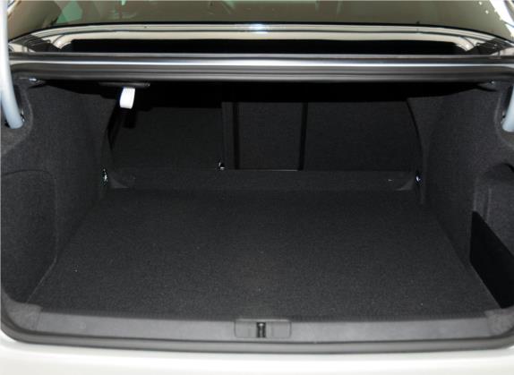大众CC 2009款 3.6FSI 顶配版 车厢座椅   后备厢