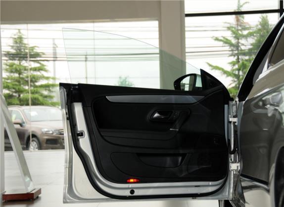 大众CC 2009款 3.6FSI 顶配版 车厢座椅   前门板