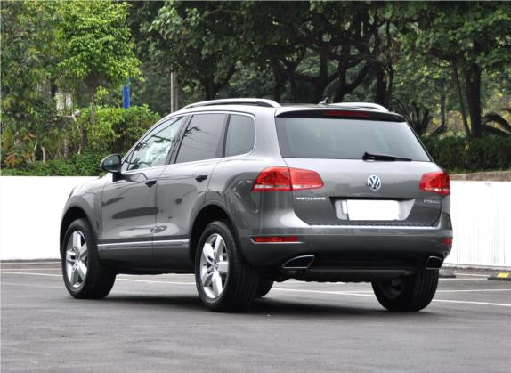 途锐 2011款 3.0TSI Hybrid 外观   斜后
