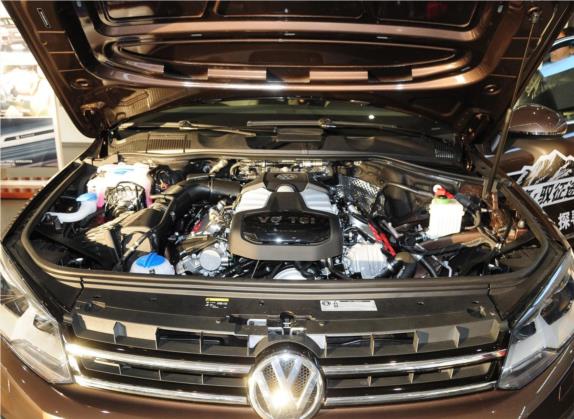 途锐 2011款 3.0TSI 标配型 其他细节类   发动机舱