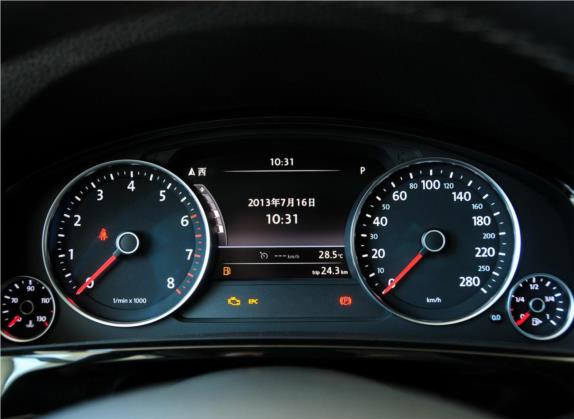 途锐 2012款 R-Line 豪华型 中控类   仪表盘