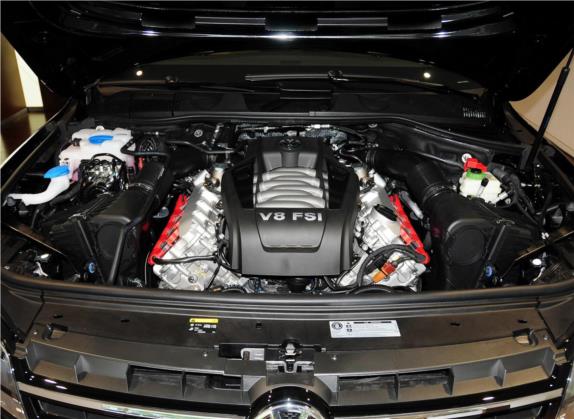途锐 2014款 4.2L 标准型 其他细节类   发动机舱