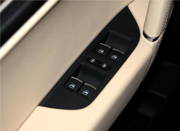 途锐 2014款 4.2L 标准型 车厢座椅   门窗控制
