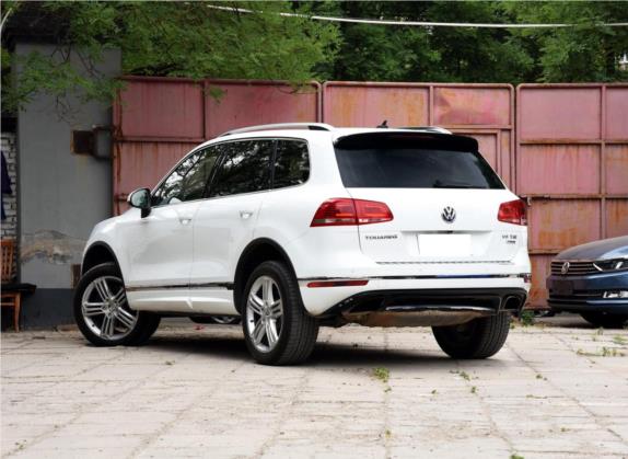 途锐 2016款 3.0TSI R-Line 外观   斜后