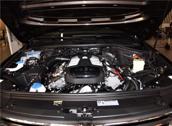 途锐 2017款 3.0TSI 启程型 其他细节类   发动机舱