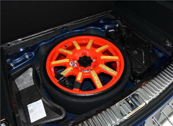 途锐 2017款 3.0TSI 驭岳型 其他细节类   备胎