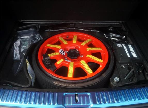 途锐 2017款 3.0TSI R-Line攀峰型 其他细节类   备胎
