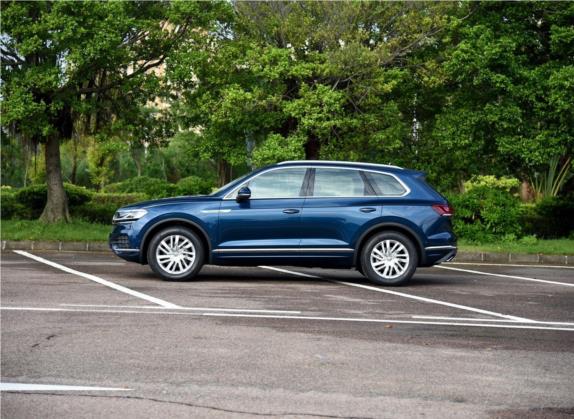 途锐 2019款 2.0TSI 锐翼版 国V 外观   正侧